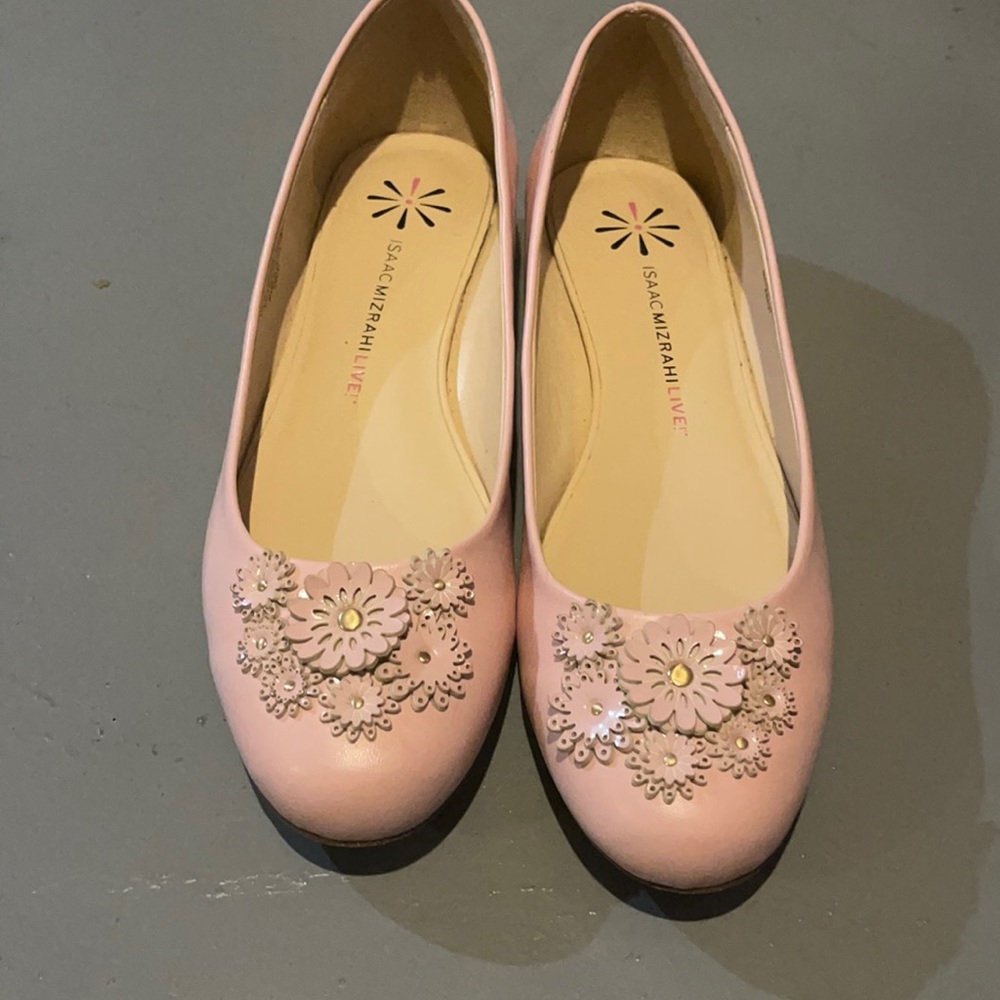 Isaac Mizrahi Live! Blush Janice flats